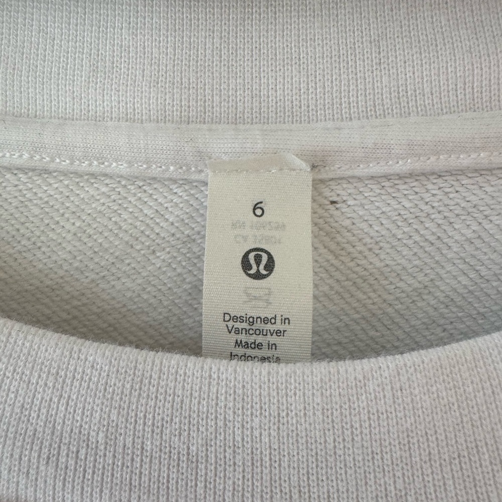 Lululemon Perfectly Oversized Crew White sweatshirt, Size 6 - Picture 7 of 8